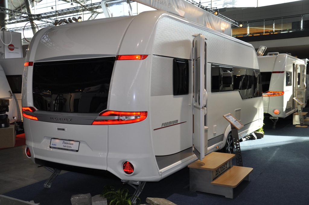 CMT Stuttgart 2013: Caravans – Flaggschiffe und praktische Wohnanhänger