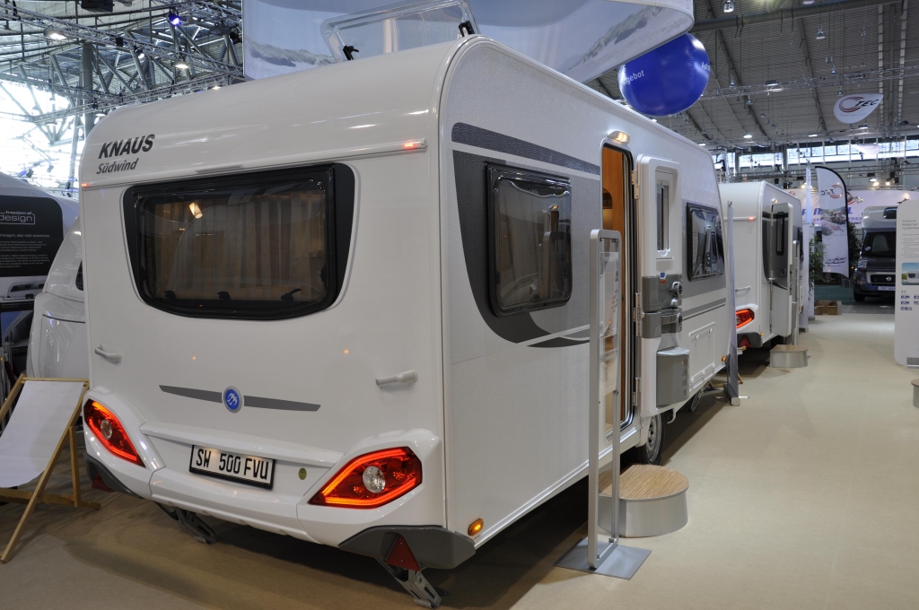 CMT Stuttgart 2013: Caravans – Flaggschiffe und praktische Wohnanhänger