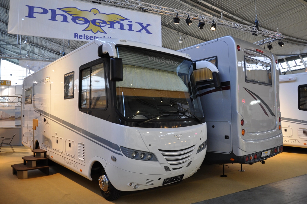 CMT Stuttgart 2013: Von der Landyacht bis zum Kastenwagen