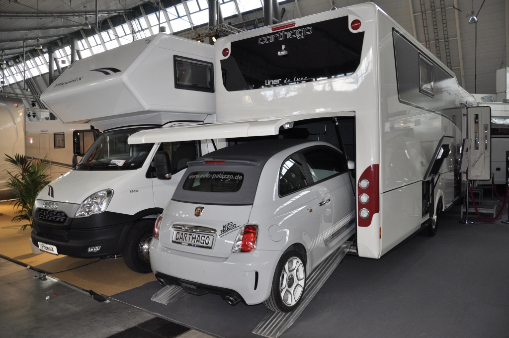 CMT Stuttgart 2013: Von der Landyacht bis zum Kastenwagen
