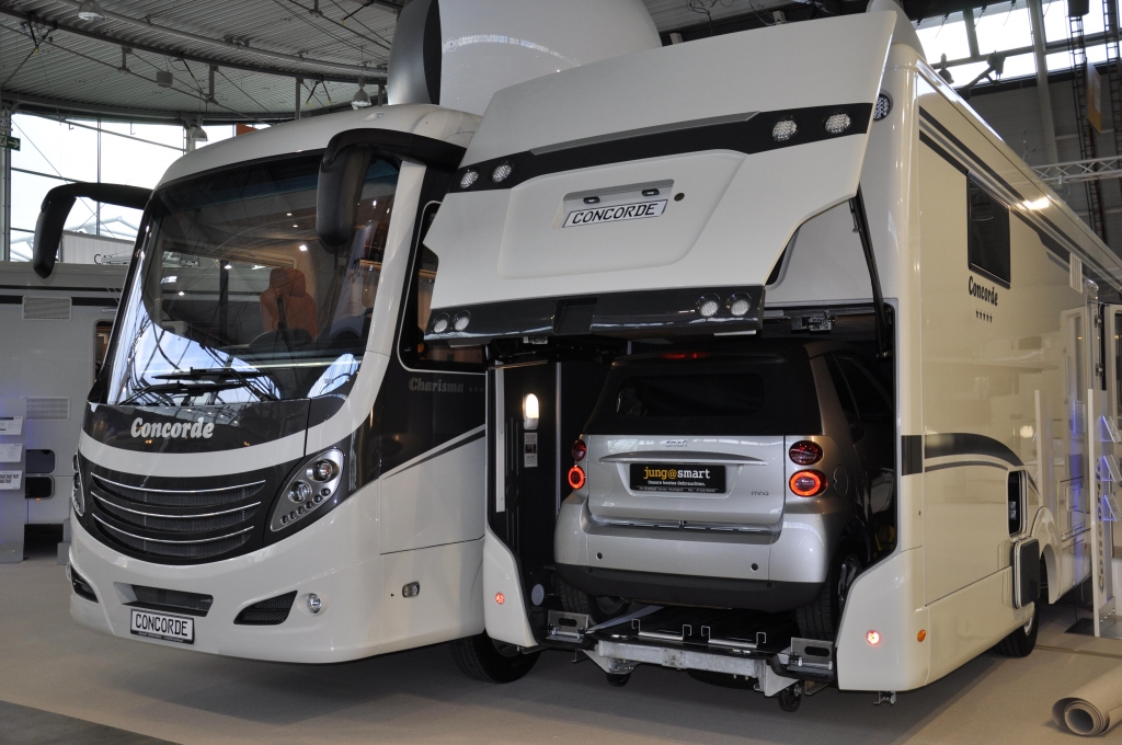 CMT Stuttgart 2013: Von der Landyacht bis zum Kastenwagen