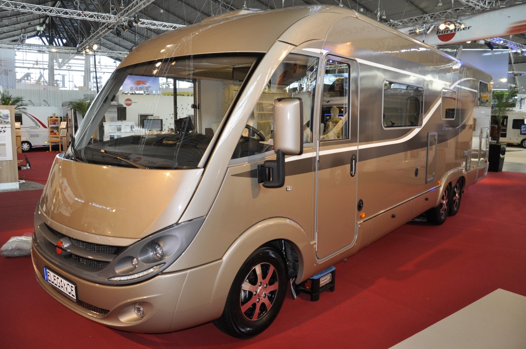 CMT Stuttgart 2013: Von der Landyacht bis zum Kastenwagen