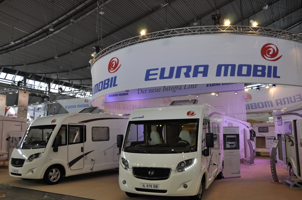 CMT Stuttgart 2013: Von der Landyacht bis zum Kastenwagen