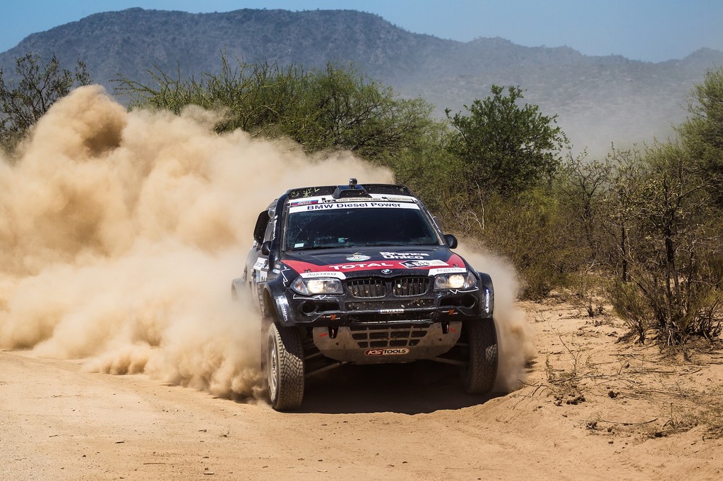 Dakar 2013: BMW und X-Raid dominieren die 10. Etappe