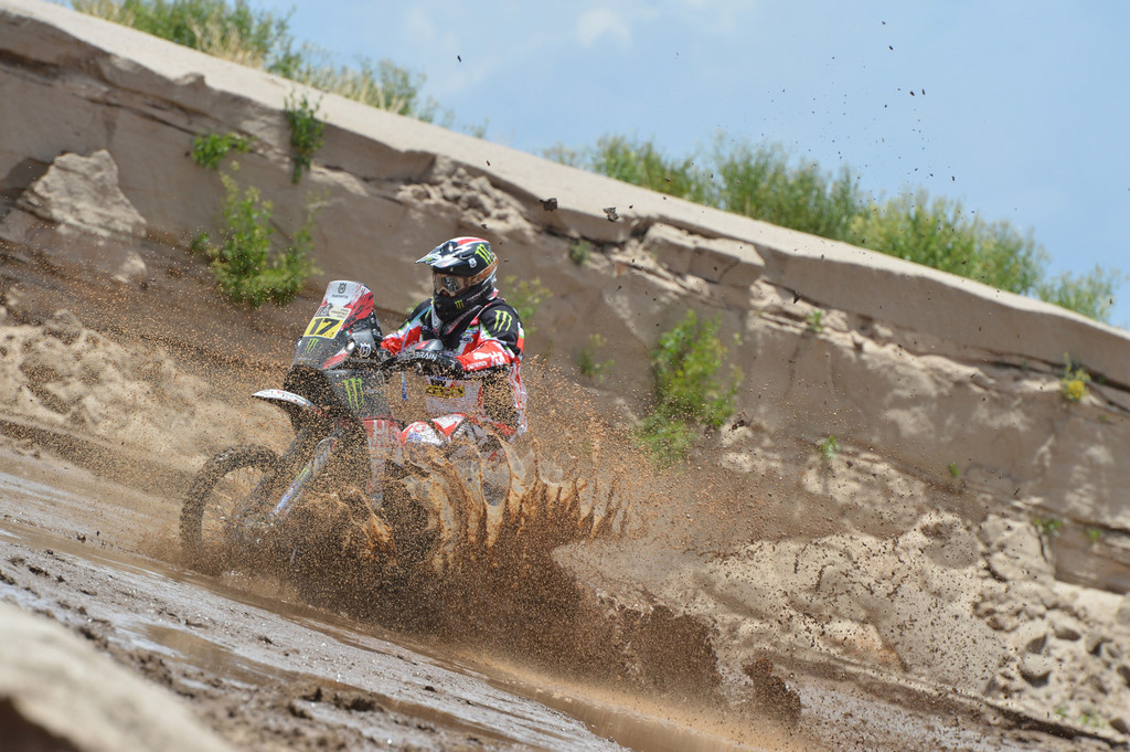 Dakar 2013: Peterhansel und Barreda vorne mit dabei