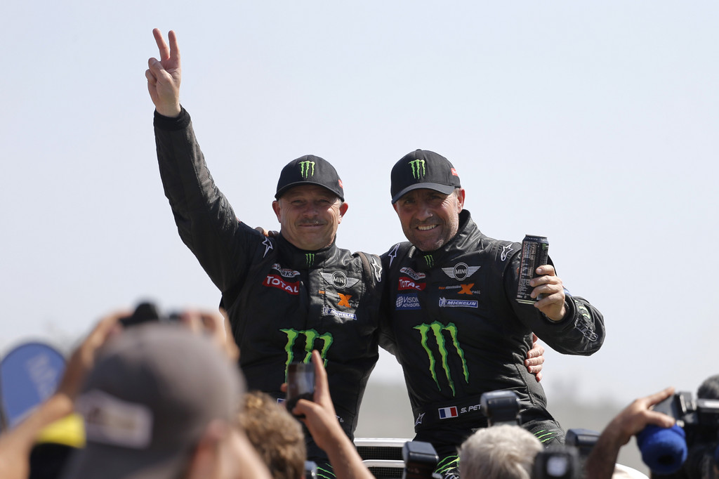 Dakar 2013: Peterhansel und Despres triumphieren