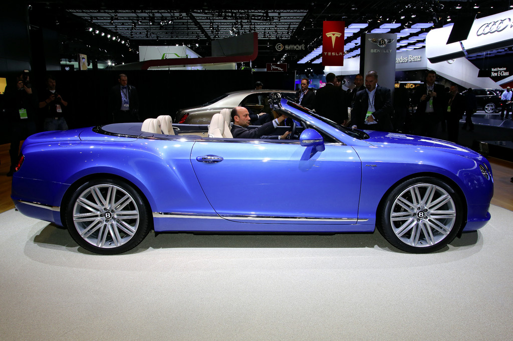 Detroit 2013: Bentley präsentiert schnellstes viersitziges Cabrio der Welt