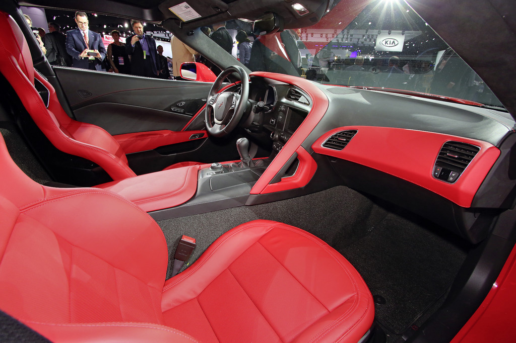Detroit 2013: Chevrolet stellt die Corvette C7 vor