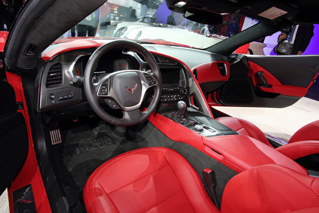 Detroit 2013: Chevrolet stellt die Corvette C7 vor