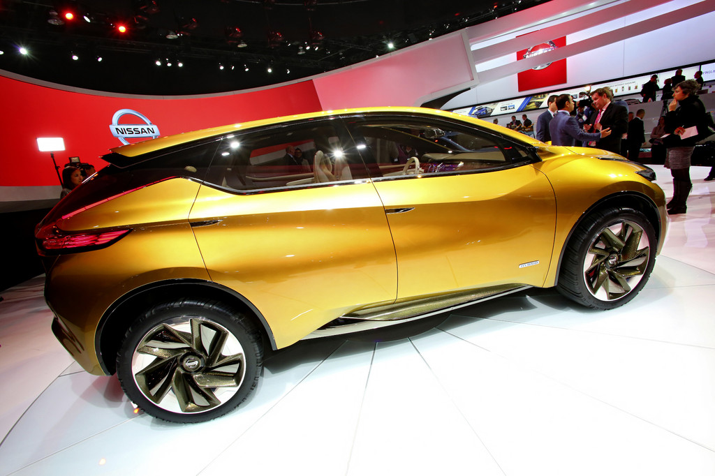 Detroit 2013: Crossover-Hybrid Nissan Resonance Concept feiert Premiere