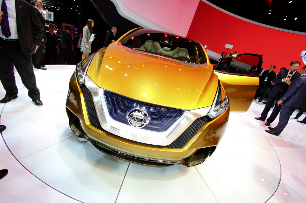 Detroit 2013: Crossover-Hybrid Nissan Resonance Concept feiert Premiere