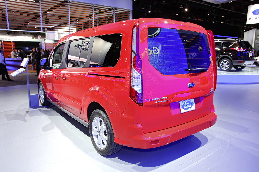 Detroit 2013: Ford Transit als runde Sache