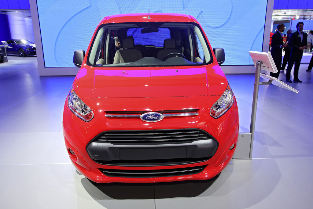 Detroit 2013: Ford Transit als runde Sache