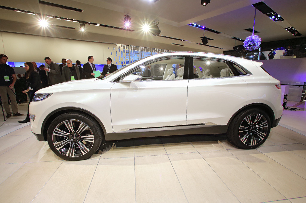 Detroit 2013: Lincoln zeigt SUV-Konzept MKC