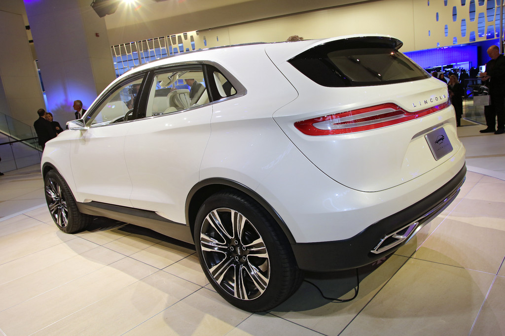 Detroit 2013: Lincoln zeigt SUV-Konzept MKC