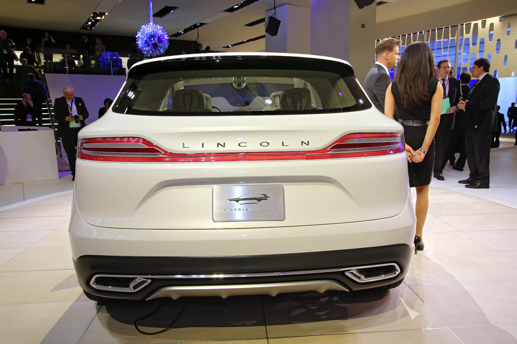 Detroit 2013: Lincoln zeigt SUV-Konzept MKC