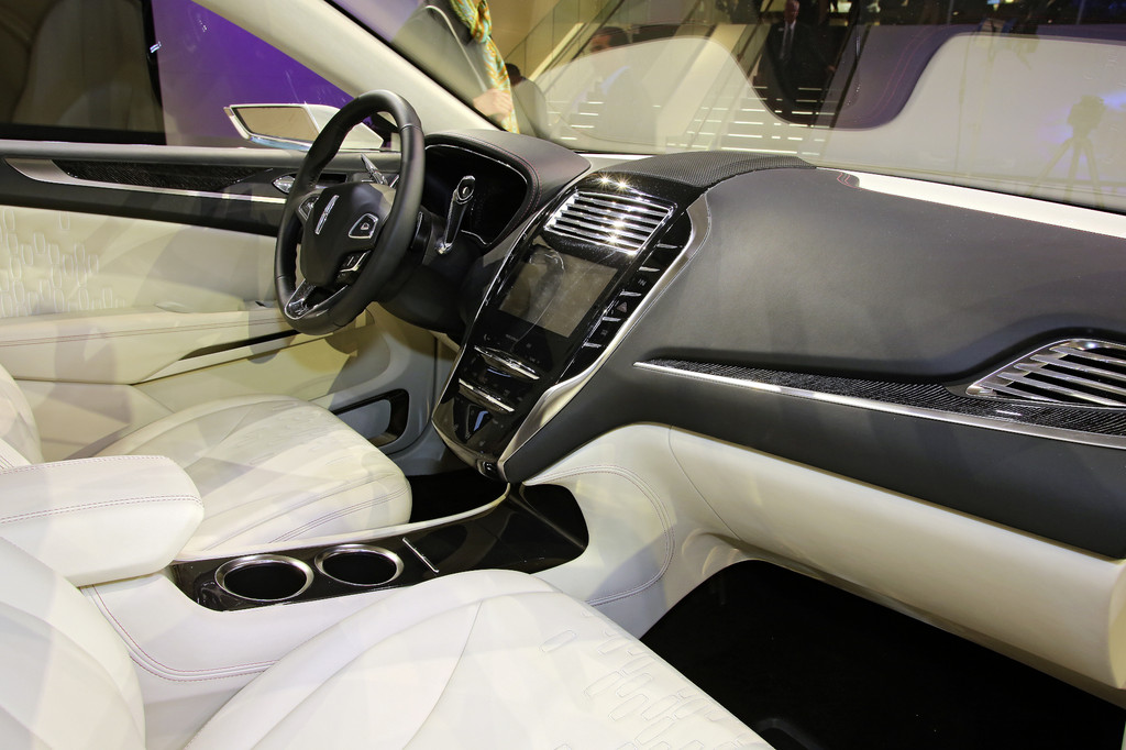 Detroit 2013: Lincoln zeigt SUV-Konzept MKC