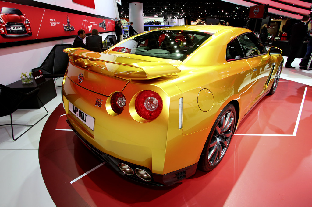 Detroit 2013: Nissan Usain Bolt Gold GT-R