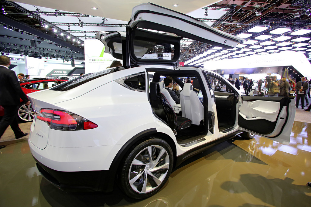 Detroit 2013: Tesla zeigt den Model X