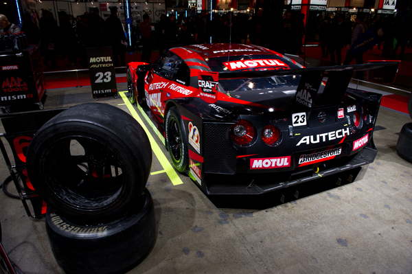 Die Schönen und die Beaster - Tokyo Auto Salon 2013