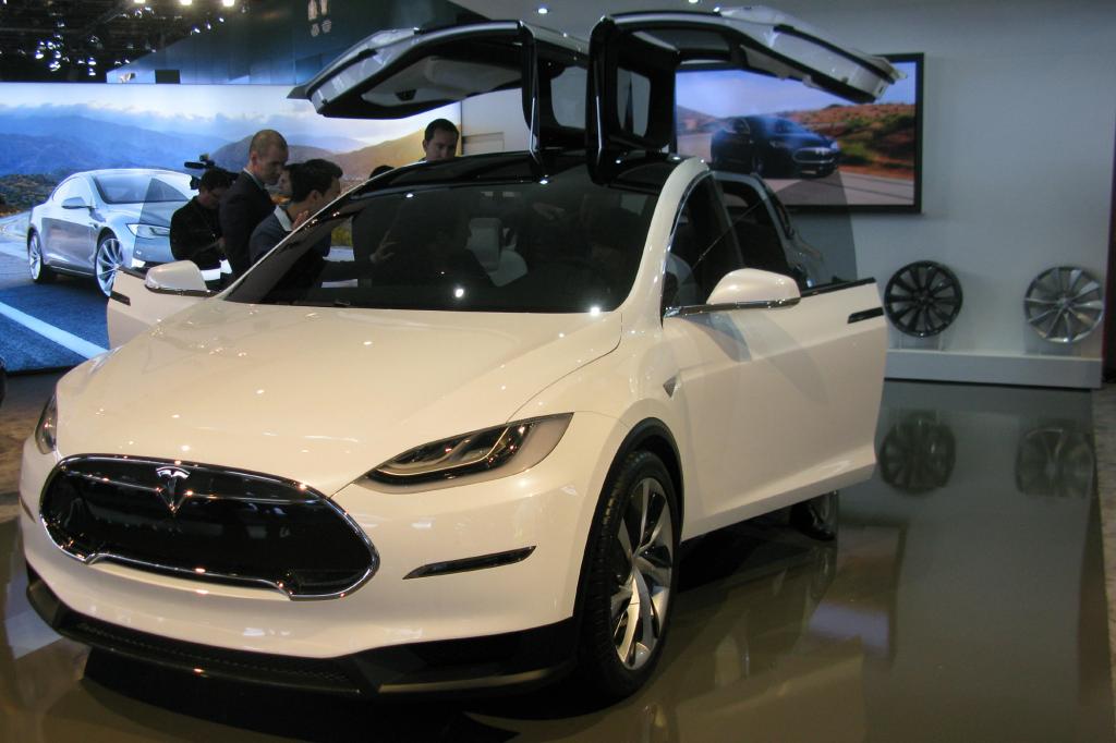 Elektroautos sind auf der Autoshow Mangelware