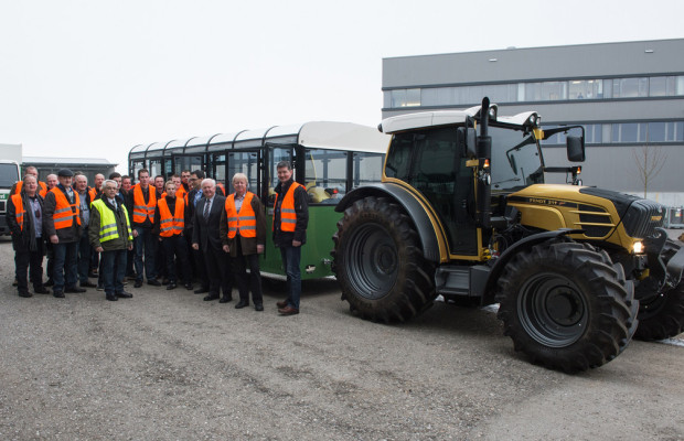 Erste Werksführung im neuen Fendt-Werk