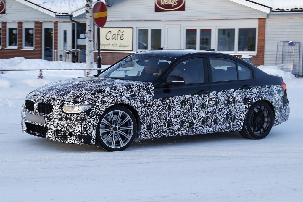 Erwischt: Erlkönig BMW M3 – Drei Turbos für den M3