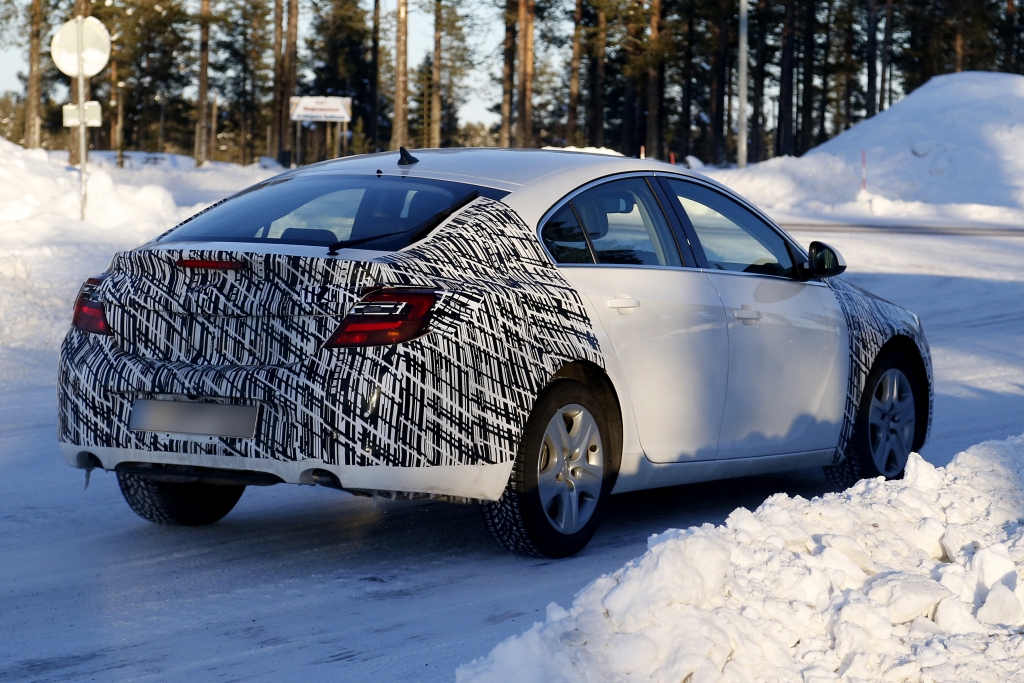 Erwischt: Erlkönig Opel Insignia Facelift 2013