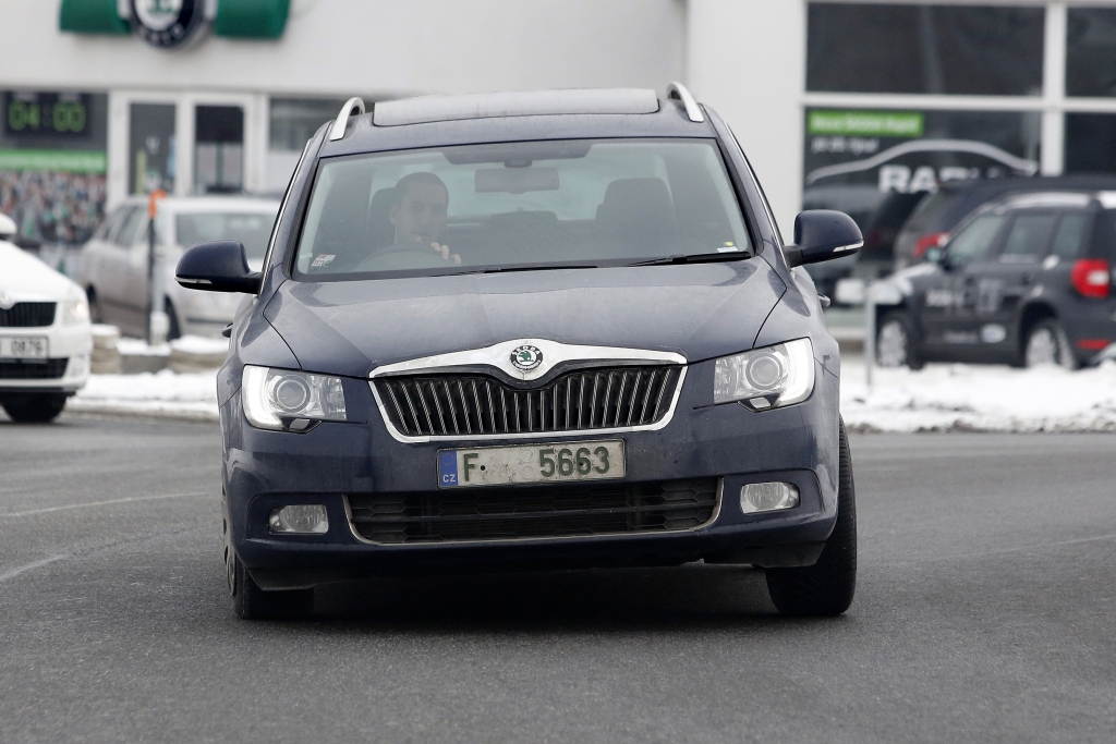 Erwischt: Erlkönig Skoda Superb Facelift