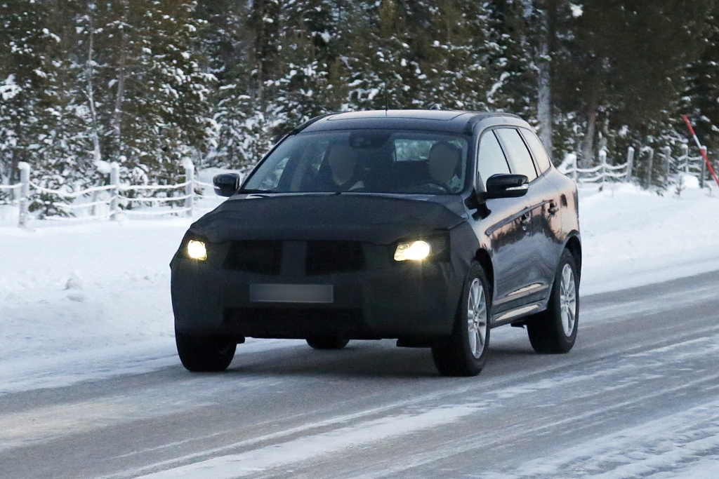 Erwischt: Erlkönig Volvo XC60 – Gesichts OP für Schweden-SUV