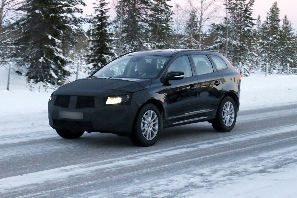 Erwischt: Erlkönig Volvo XC60 – Gesichts OP für Schweden-SUV
