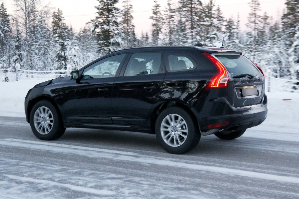 Erwischt: Erlkönig Volvo XC60 – Gesichts OP für Schweden-SUV