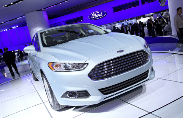 Ford Fusion schafft 21 Meilen im Elektromodus