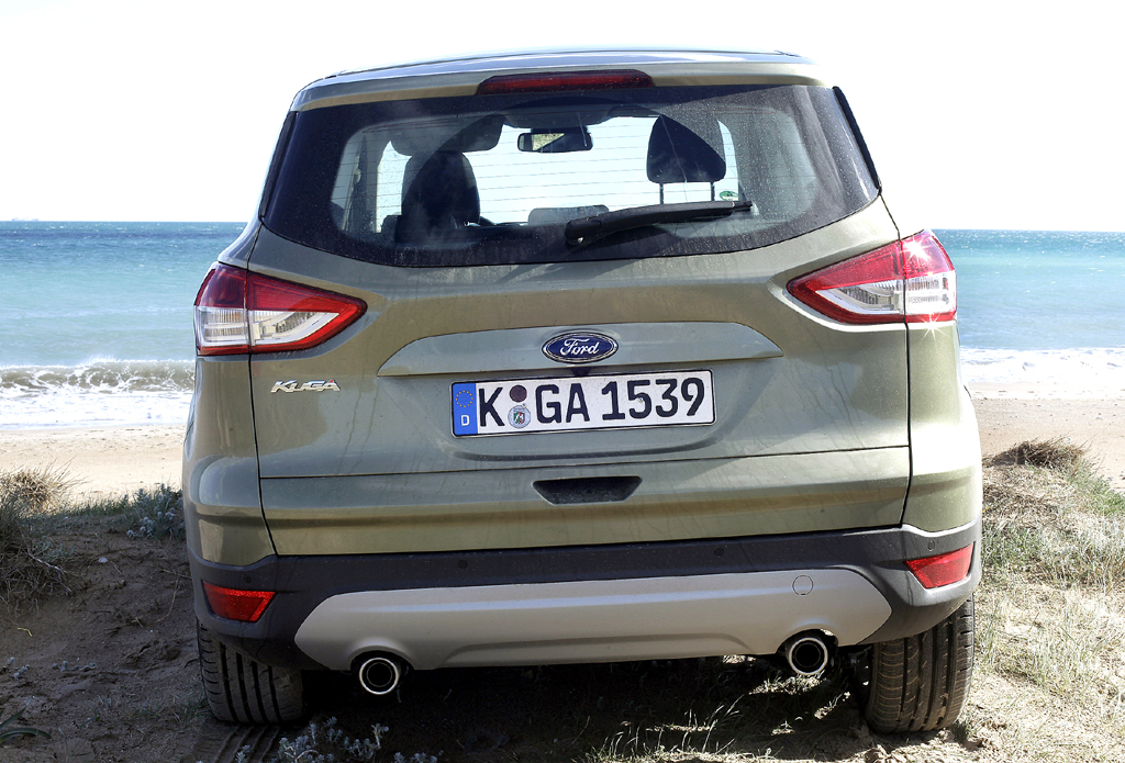 Ford Kuga: Blick auf die Hepckpartie. 