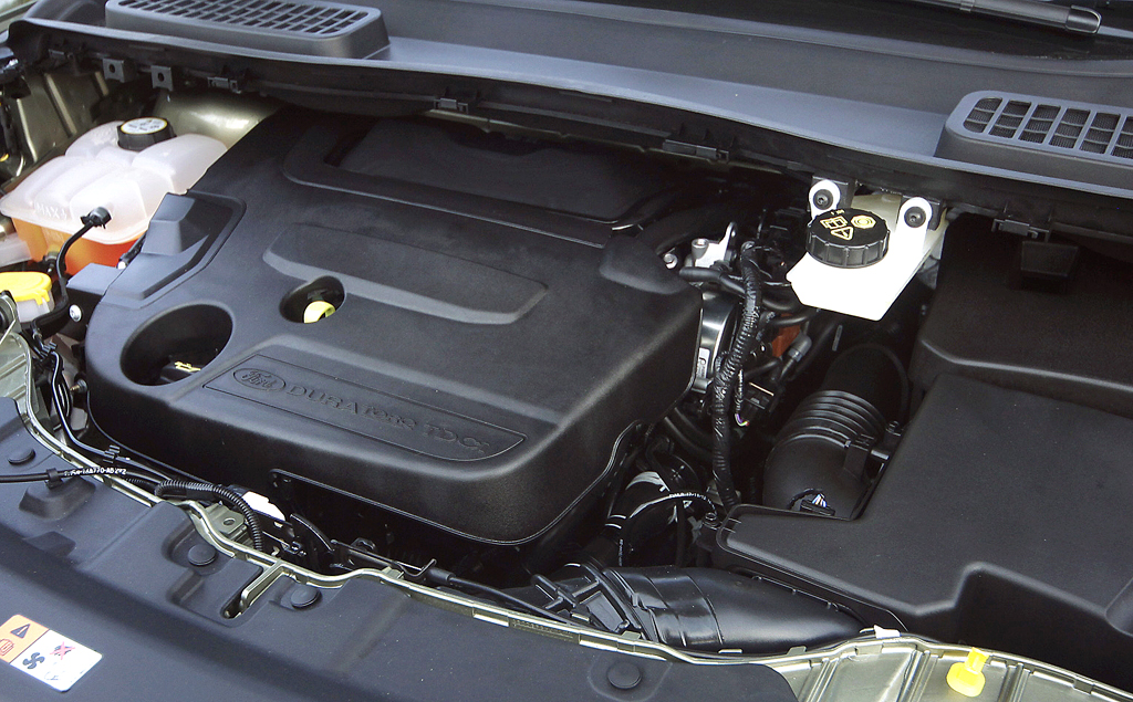 Ford Kuga: Blick unter die Haube. Zwei Benziner und zwei Diesel stehen zur Wahl. 
