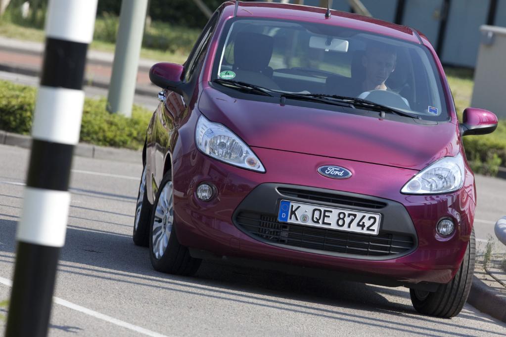 Immer weniger junge Frauen kaufen neue Autos