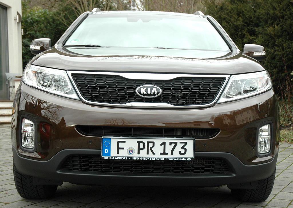 Kia Sorento: Blick auf die Frontpartie.