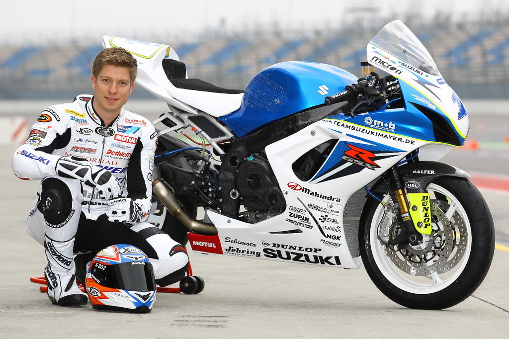 Martin Bauer fährt für Suzuki in der Superbike IDM