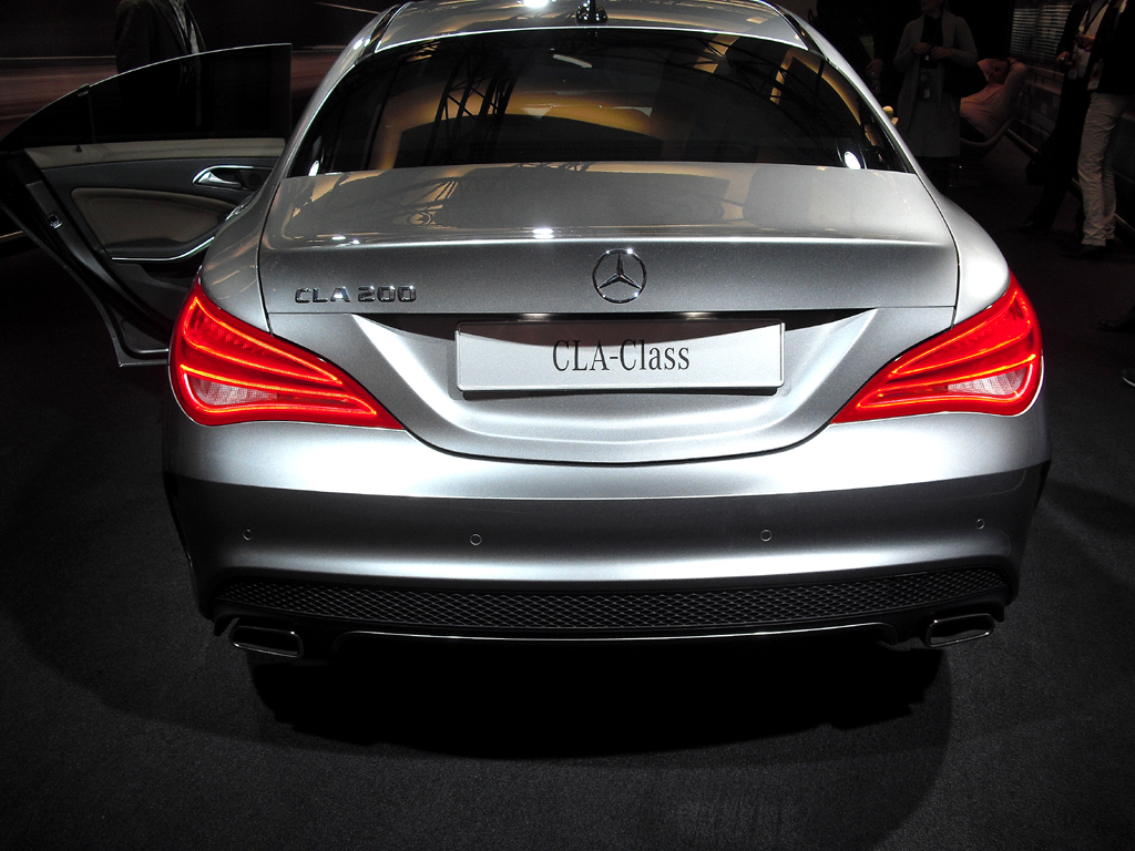 Mercedes CLA: Blick auf die Heckpartie. 