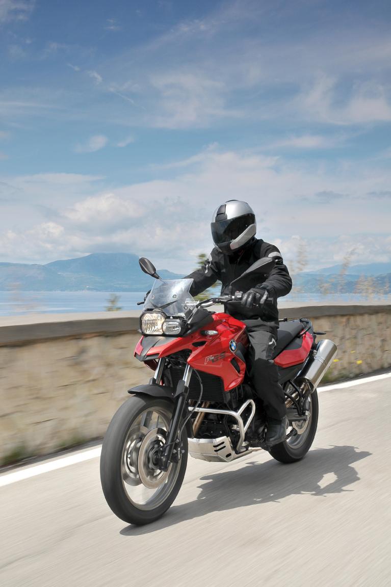 Motorradvorschau 2013: Reise-Enduros und Einsteiger-Modelle (Teil 1)