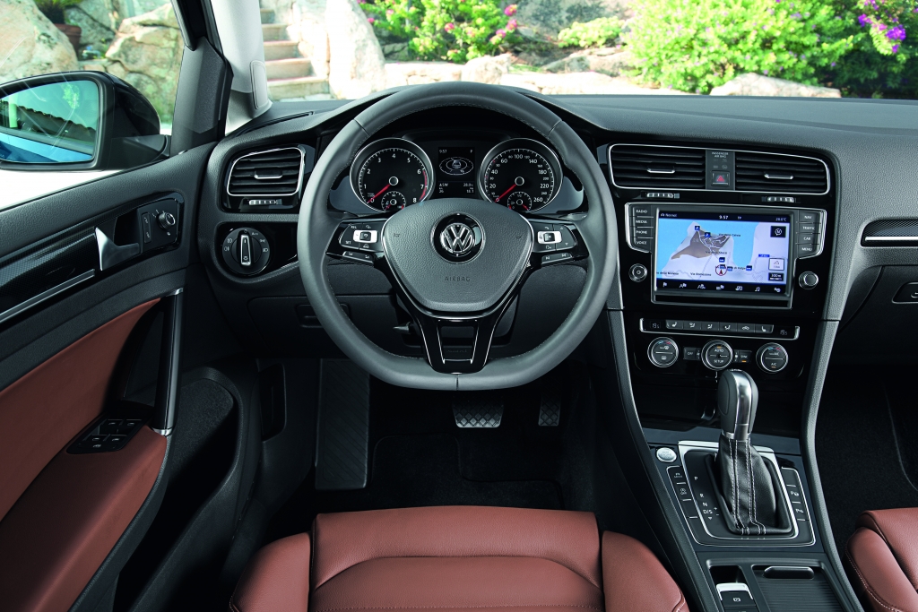 NeuvorstellungToyota Auris - Verwegene Optik, nerviger Sound