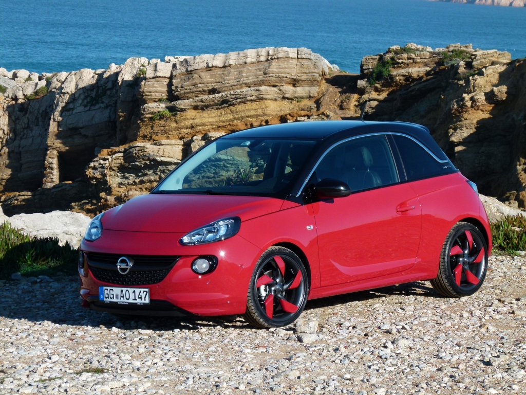 Opel Adam: Nach einer Woche 20.000 Bestellungen – Erfolgreicher Start und Auszeichnungen für neuen Kleinwagen