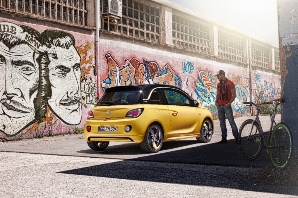 Opel Adam Slam: Nach einer Woche 20.000 Bestellungen – Erfolgreicher Start und Auszeichnungen für neuen Blitz