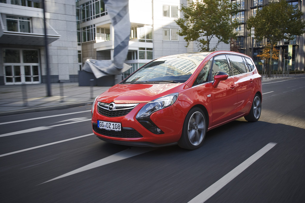 Opel Zafira Tourer mit 195-Diesel-PS
