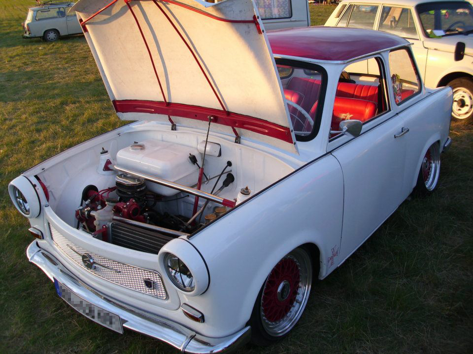 Tief, Tiefer, Trabant – Tuning im Osten