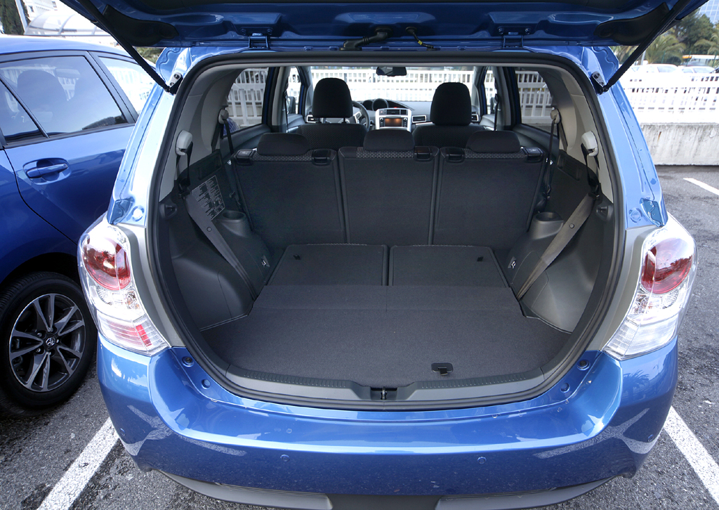 Toyota Verso: Der Fünsitzer fasst 484 bis 1740, der Siebensitzer 178 bis 1696 Liter Gepäck. 