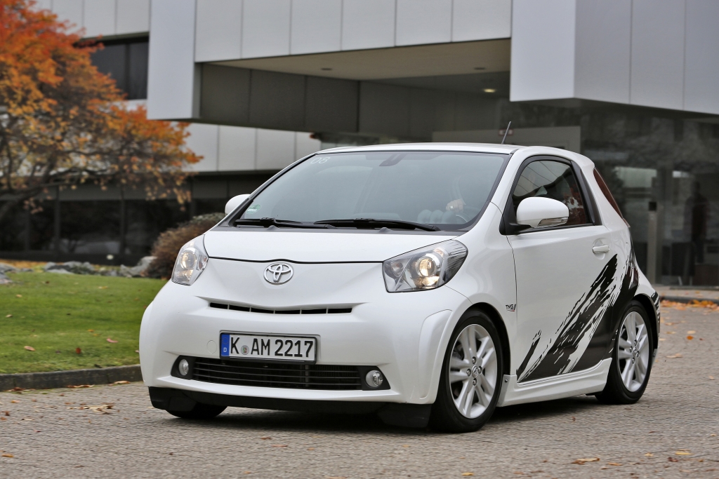 Toyota iQ-Sonderserien - Zwei wie Himmel und Hölle