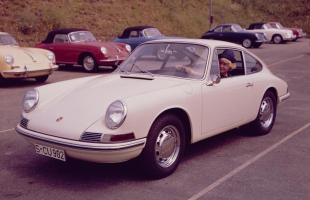 Tradition: 50 Jahre Porsche 911 - Die ganz große Nummer