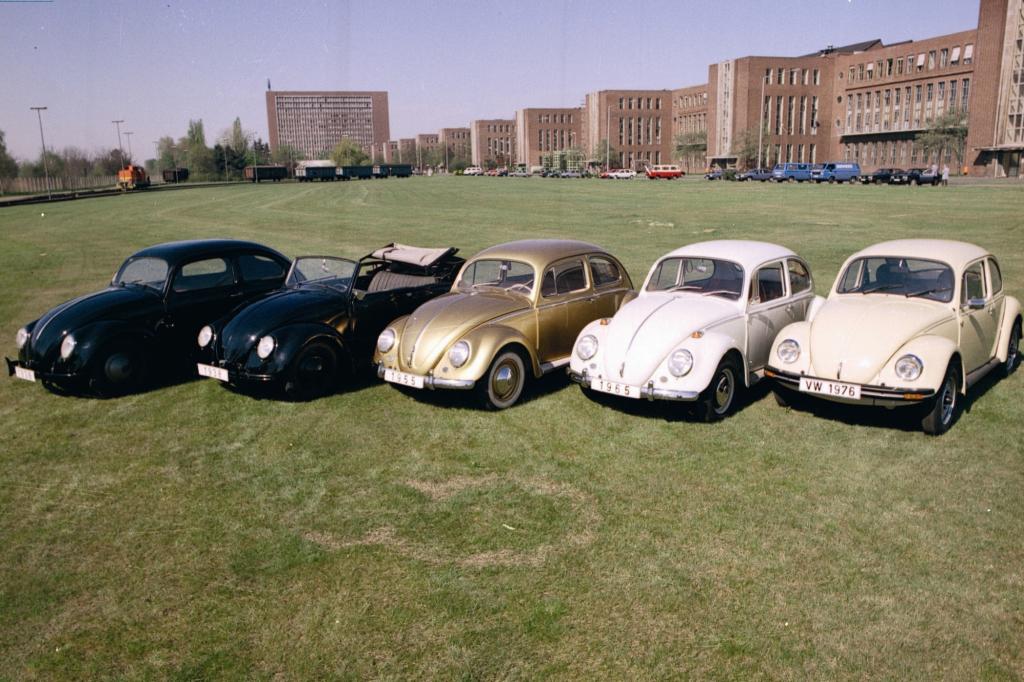 Tradition: 75 Jahre Volkswagen Käfer - Vom Fahrzeug fürs Volk zum Auto für alle