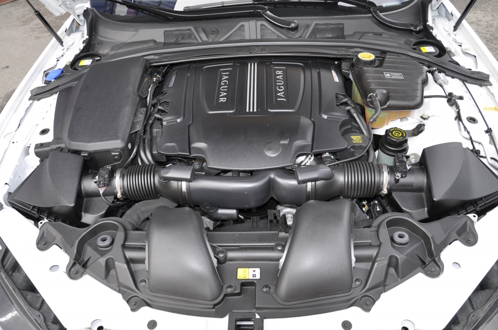 Vergleich BMW M5, Jaguar XF-R und Nissan GT-R - Wehe wenn sie losgelassen